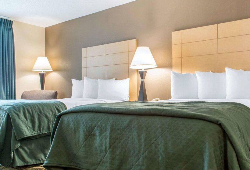 هتل Quality Inn Geneseo
