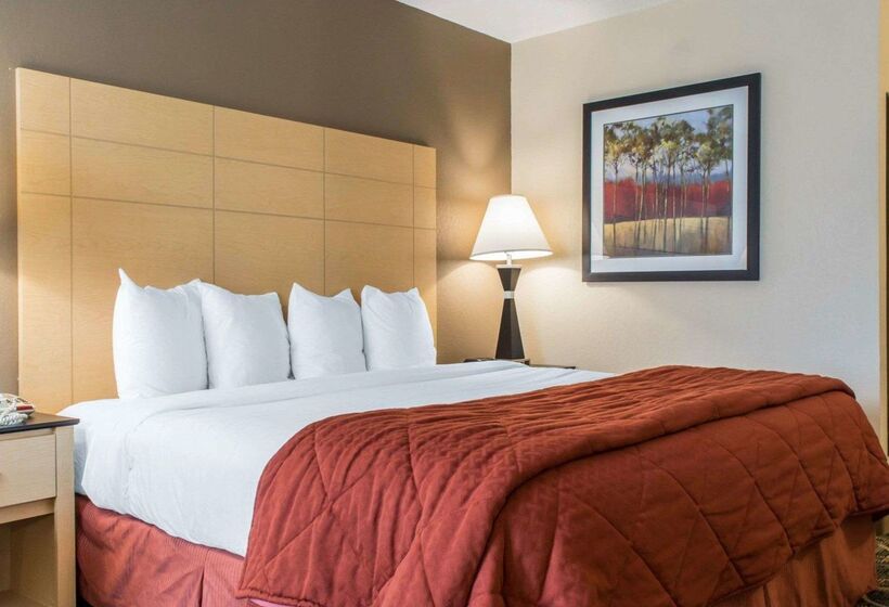 هتل Quality Inn Geneseo