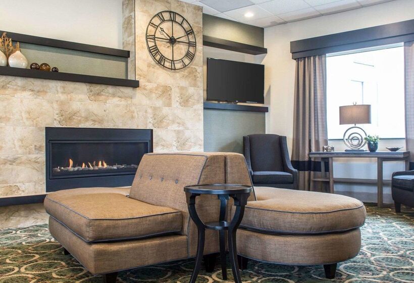 هتل Quality Inn Geneseo