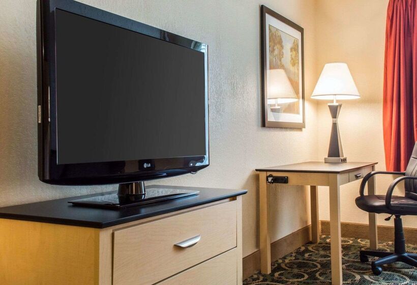 هتل Quality Inn Geneseo