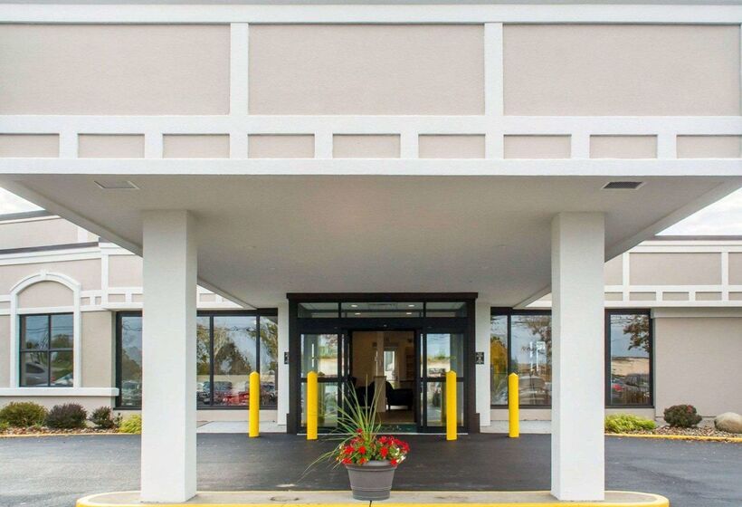 هتل Quality Inn Geneseo