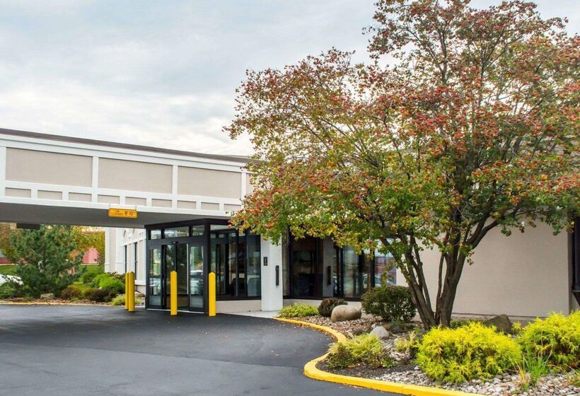 هتل Quality Inn Geneseo