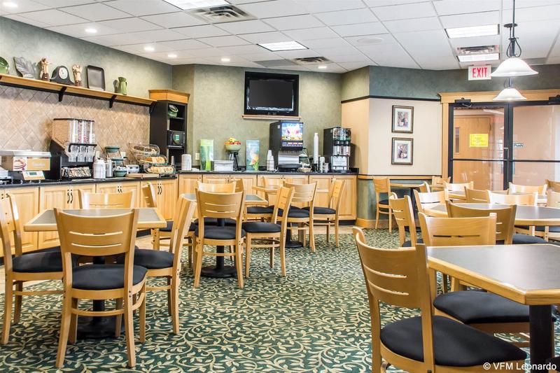 هتل Quality Inn Geneseo