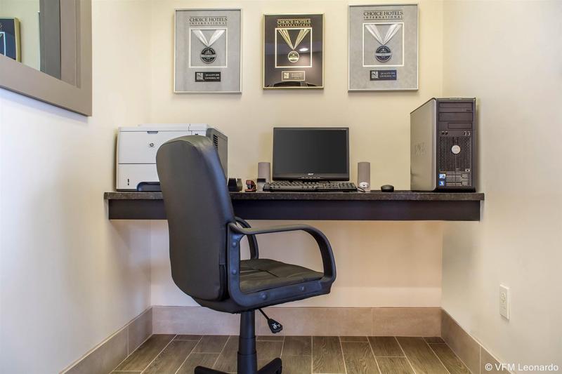 هتل Quality Inn Geneseo