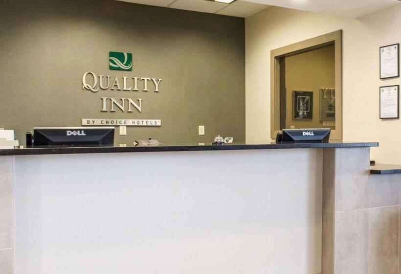 هتل Quality Inn Geneseo