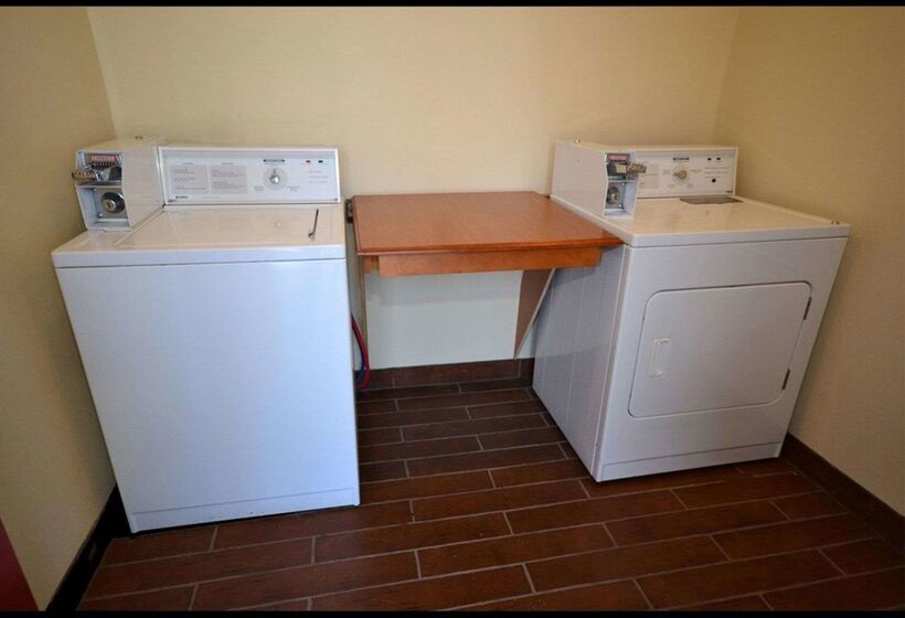 فندق Quality Inn Greenwood Hwy 25