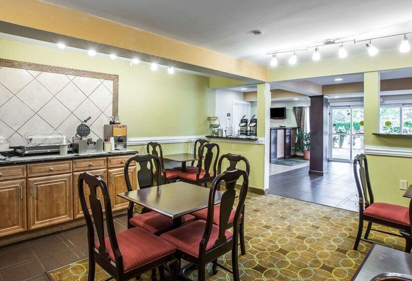 فندق Quality Inn Greenwood Hwy 25