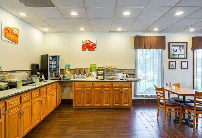 فندق Quality Inn