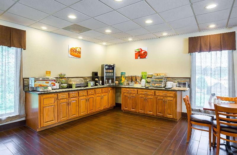 فندق Quality Inn