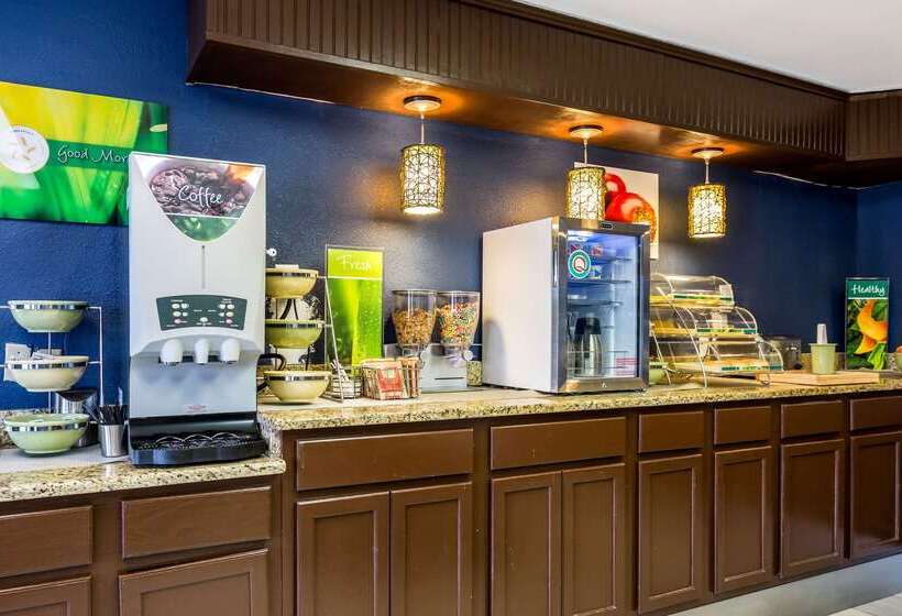 Отель Quality Inn Indianola