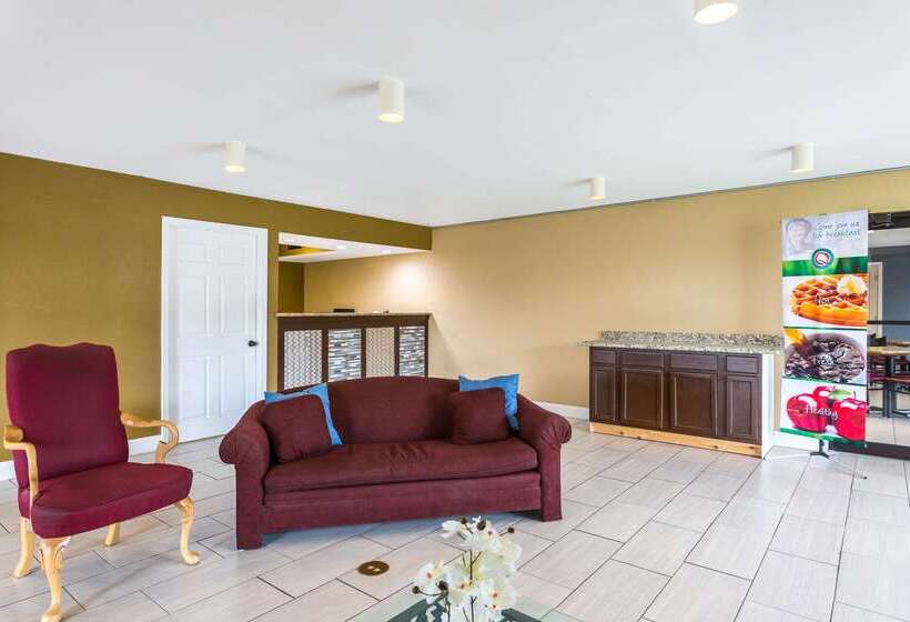Отель Quality Inn Indianola