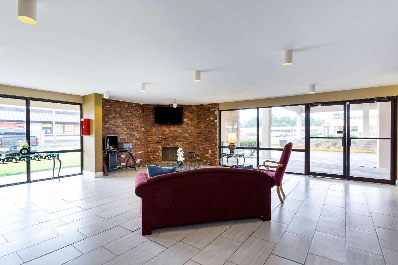 Отель Quality Inn Indianola