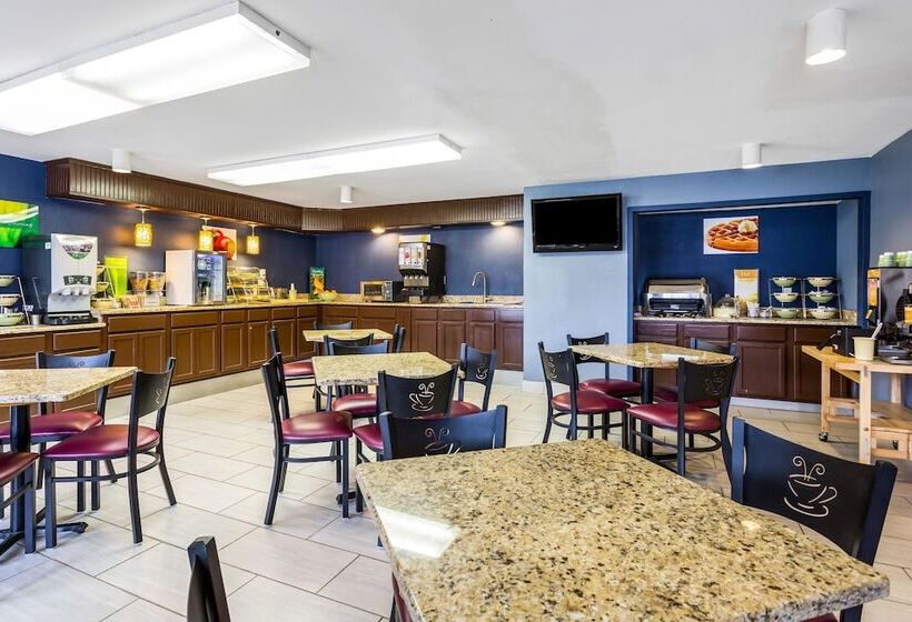 Отель Quality Inn Indianola