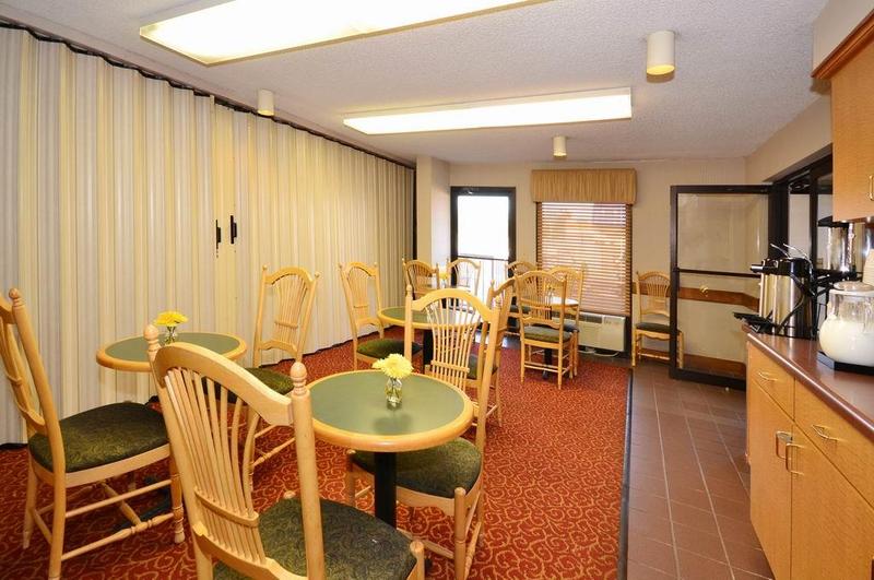 Отель Quality Inn Indianola