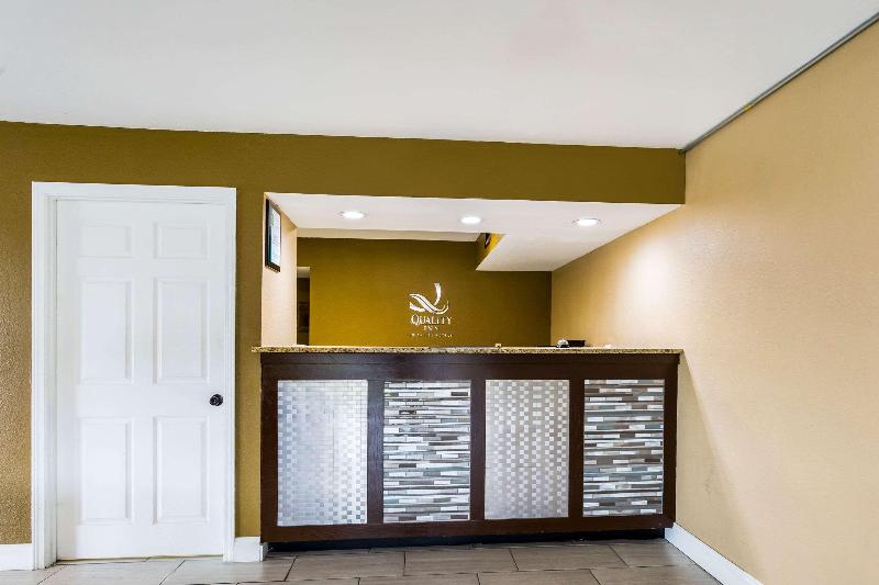 Отель Quality Inn Indianola