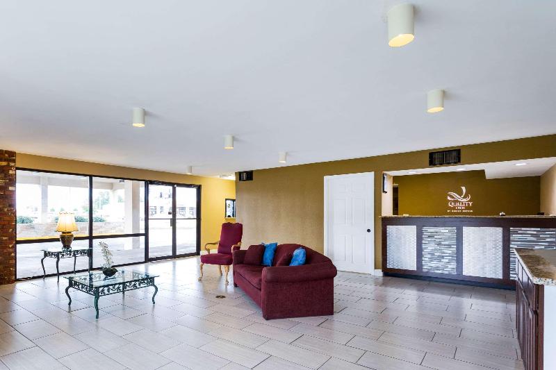 Отель Quality Inn Indianola