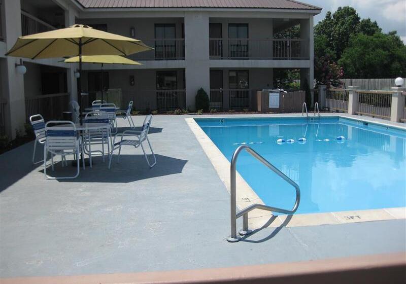 Отель Quality Inn Indianola