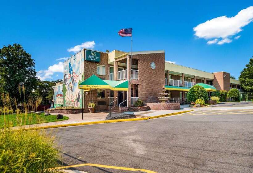 בית מלון כפרי Quality Inn Mount Vernon