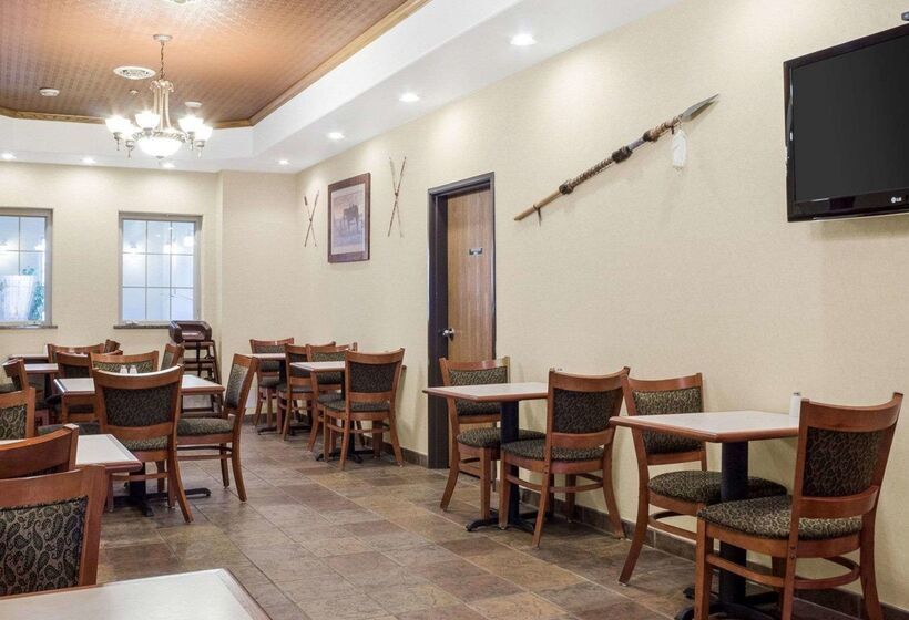 فندق Quality Inn Oacoma   Chamberlain