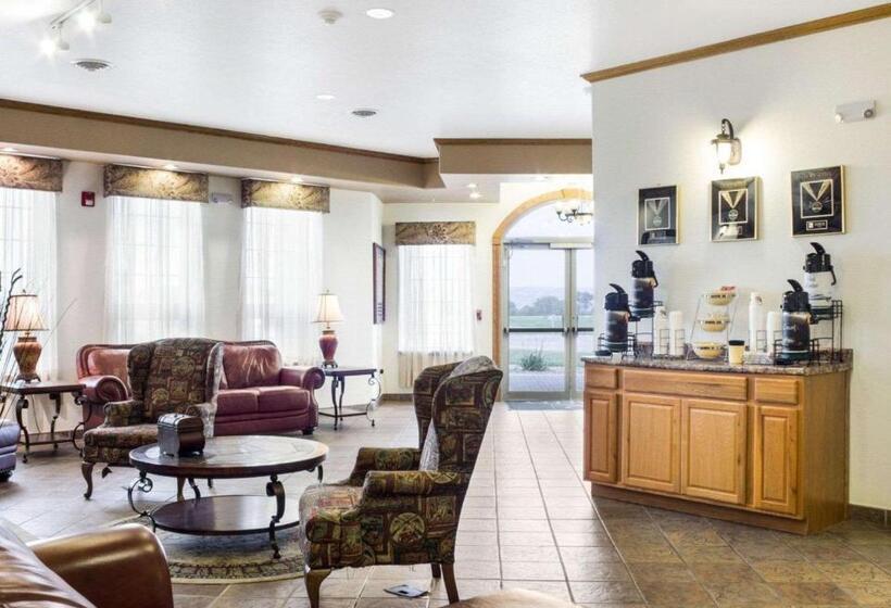 فندق Quality Inn Oacoma   Chamberlain