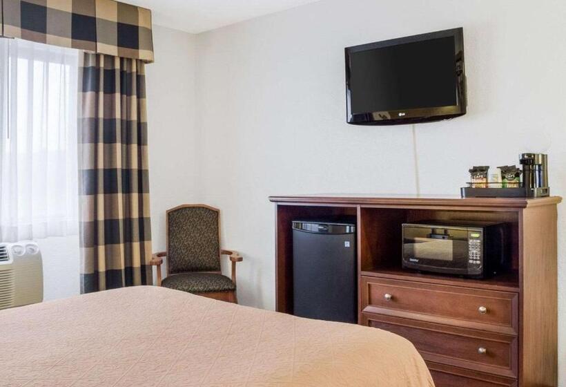 فندق Quality Inn Oacoma   Chamberlain