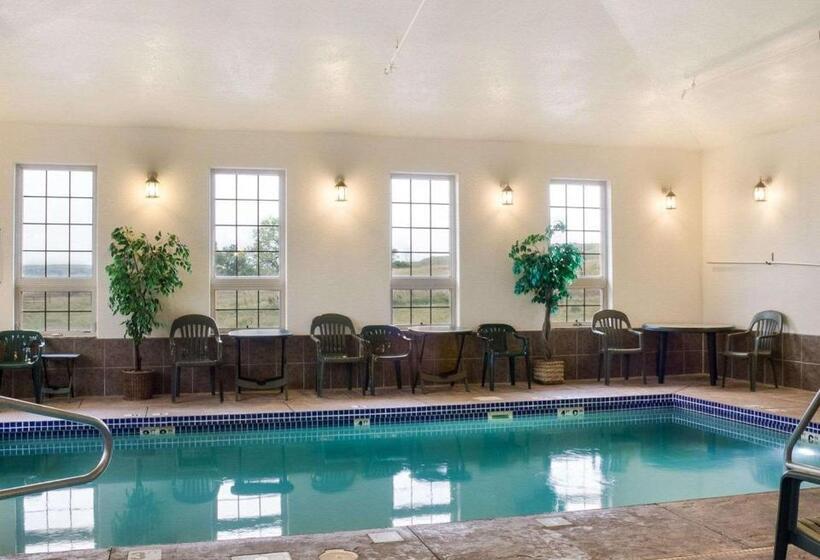 فندق Quality Inn Oacoma   Chamberlain