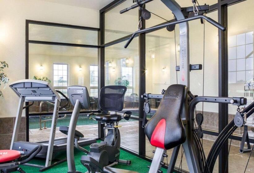 فندق Quality Inn Oacoma   Chamberlain