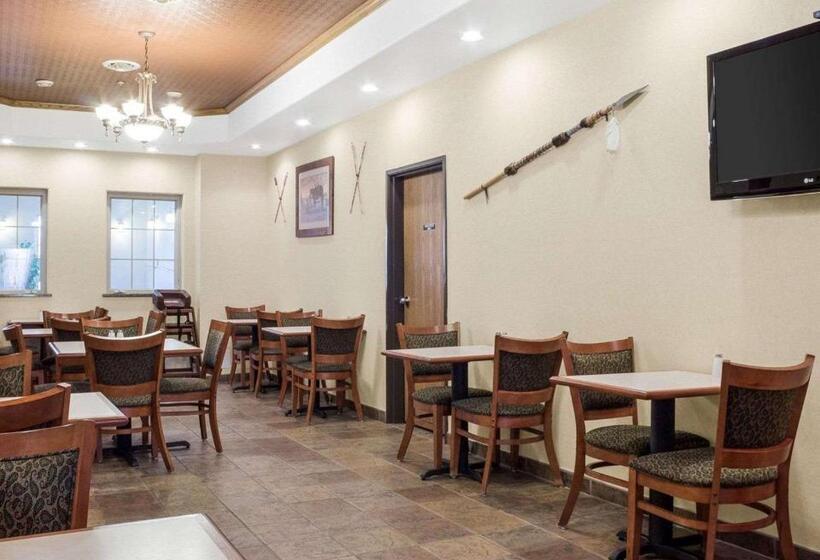 فندق Quality Inn Oacoma   Chamberlain