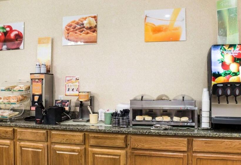 فندق Quality Inn Oacoma   Chamberlain
