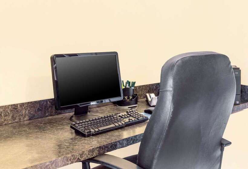 בית מלון כפרי Quality Inn & Suites
