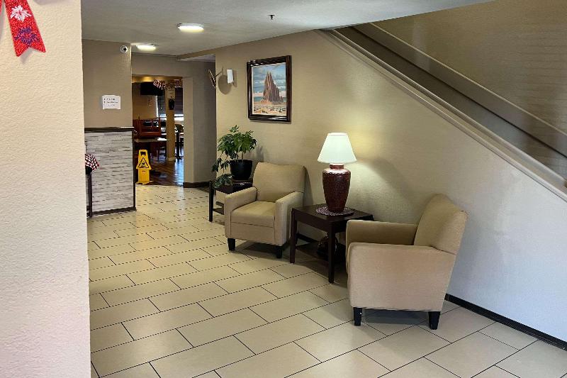 فندق Quality Inn & Suites Farmington