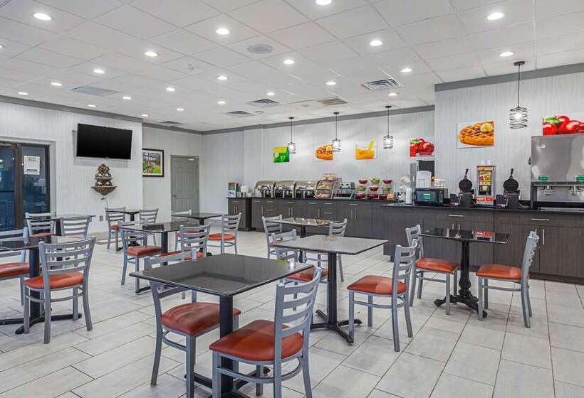 בית מלון כפרי Quality Inn & Suites Greenville   Haywood Mall