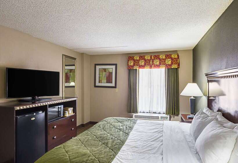 בית מלון כפרי Quality Inn & Suites Greenville   Haywood Mall