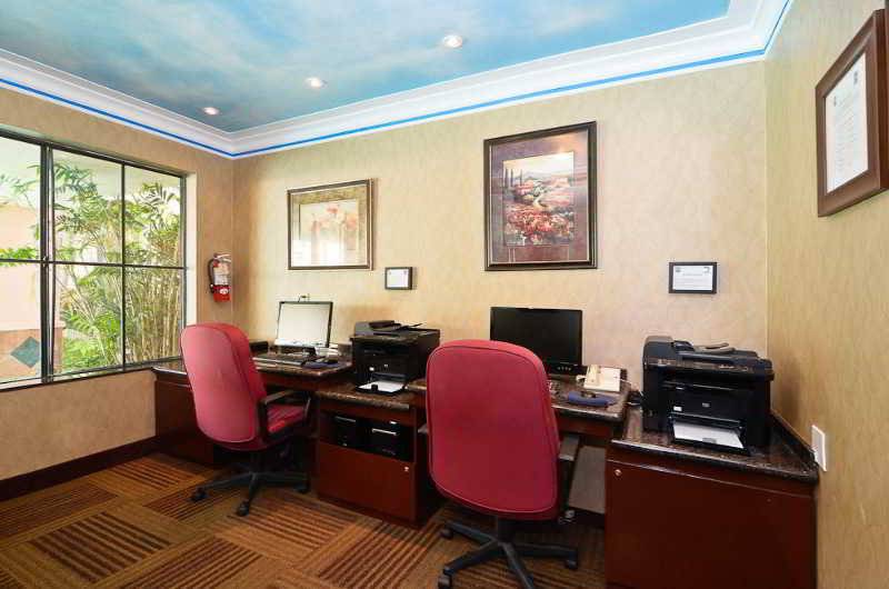 Отель Quality Inn & Suites Walnut City Of Industry