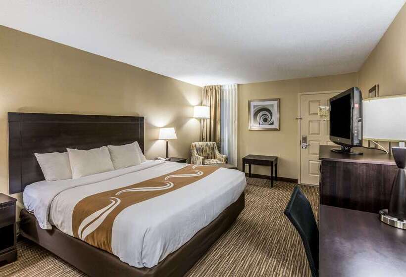 호텔 Quality Inn University Lansing