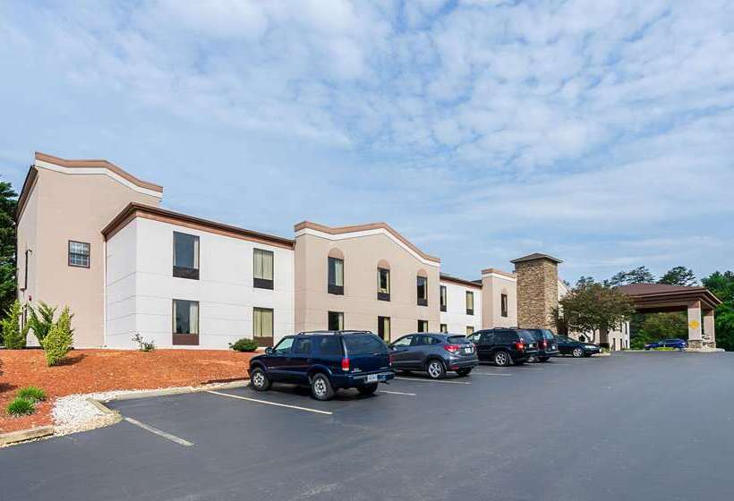 Отель Quality Suites Altavista   Lynchburg South
