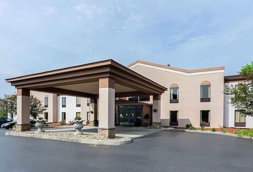 Отель Quality Suites Altavista   Lynchburg South
