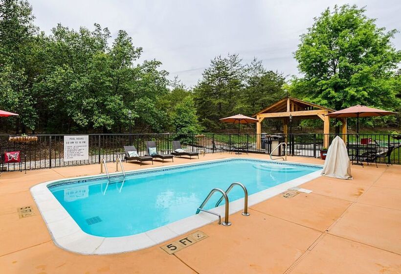 Отель Quality Suites Altavista Lynchburg South