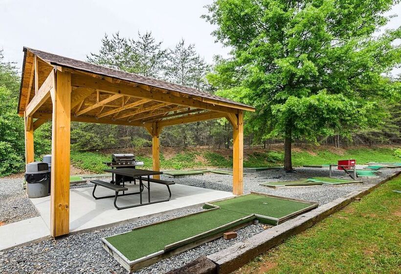 Отель Quality Suites Altavista   Lynchburg South