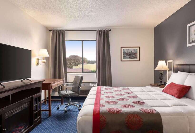 فندق Ramada By Wyndham Arcata