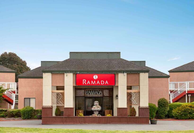 فندق Ramada By Wyndham Arcata