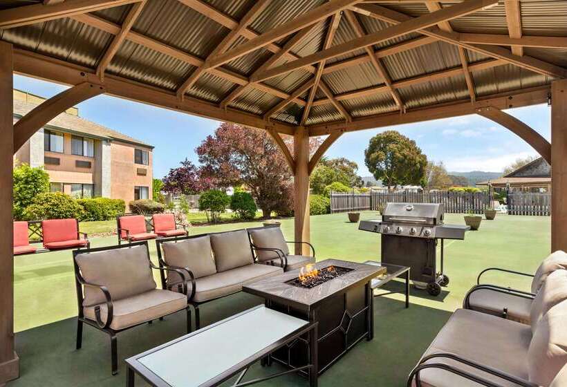 فندق Ramada By Wyndham Arcata