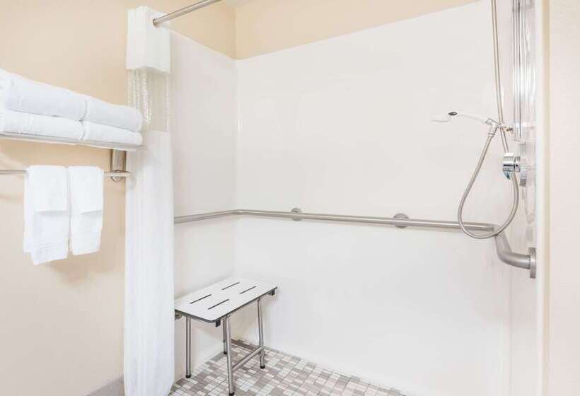 호텔 Ramada By Wyndham Harrisburg/hershey Area