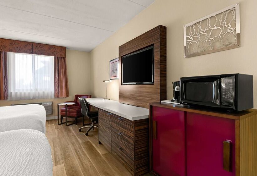 호텔 Ramada By Wyndham Harrisburg/hershey Area