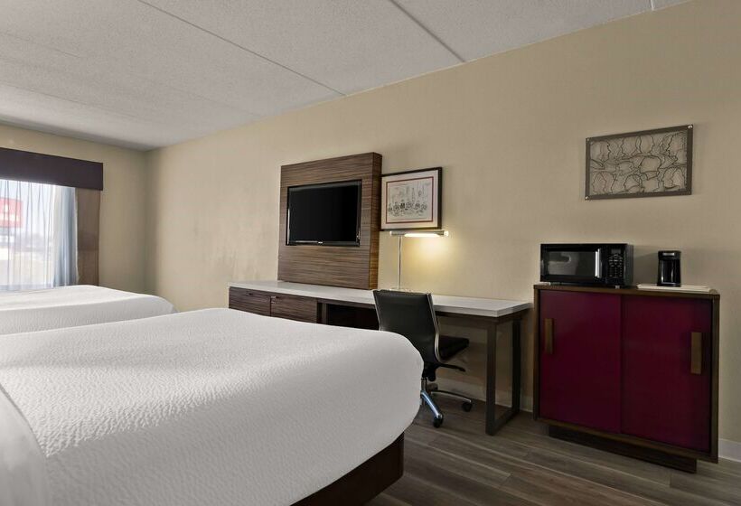 호텔 Ramada By Wyndham Harrisburg/hershey Area