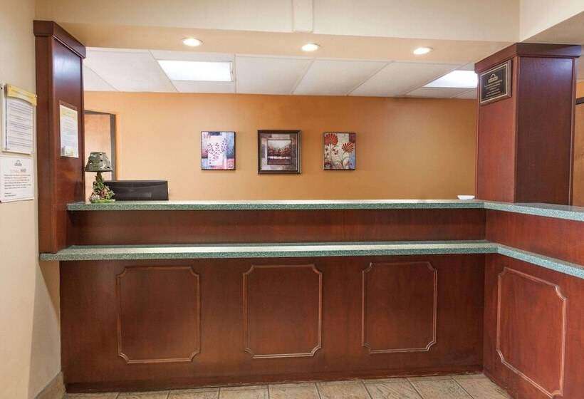 ホテル Red Carpet Inn Elkton