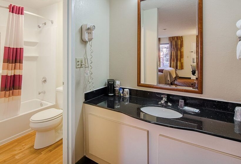 فندق Red Roof Inn Kingsport