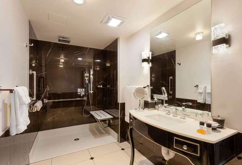 هتل Retlaw, Trademark Collection By Wyndham