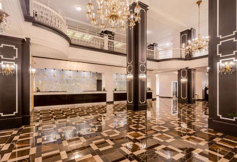 هتل Retlaw, Trademark Collection By Wyndham