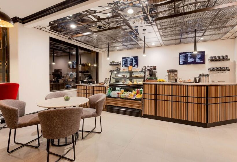 فندق Retlaw, Trademark Collection By Wyndham